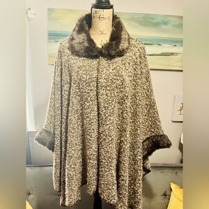 Cejon Women's Cape with Faux Fur Accents One Size in Brown and Ivory